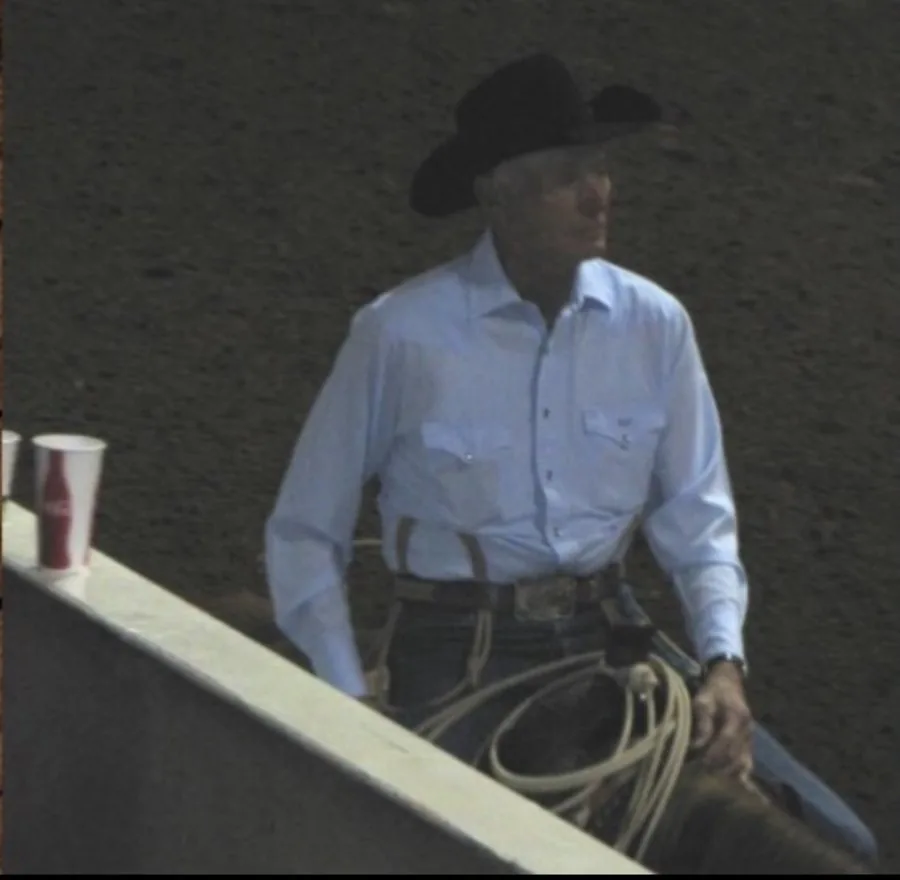 Charlie at the Lazy E, senior steer roping finals 2009